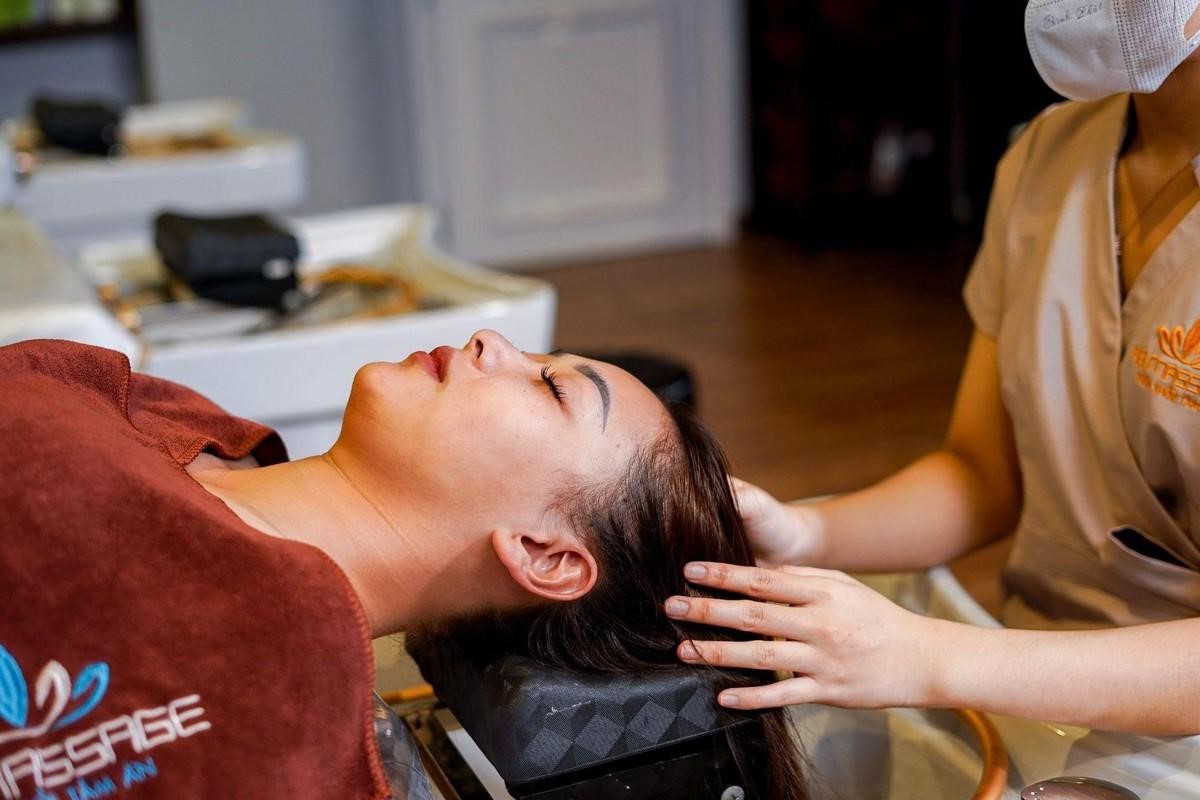 Combo gội đầu dưỡng sinh kết hợp massage body thư giãn tại Ánh Spa Massage Đà Nẵng