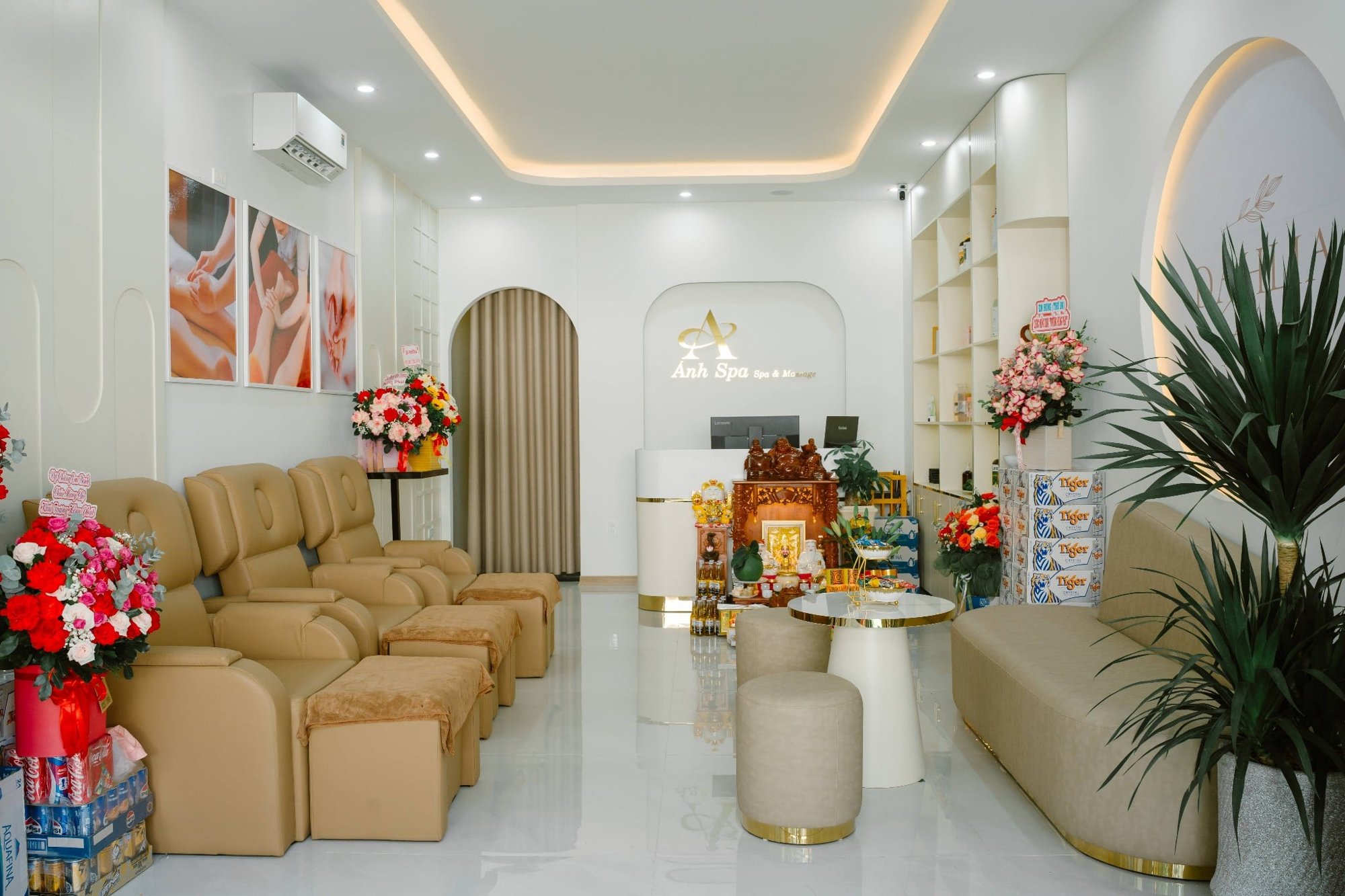 Kéo giãn cơ chuyên sâu trong liệu trình Massage Thái